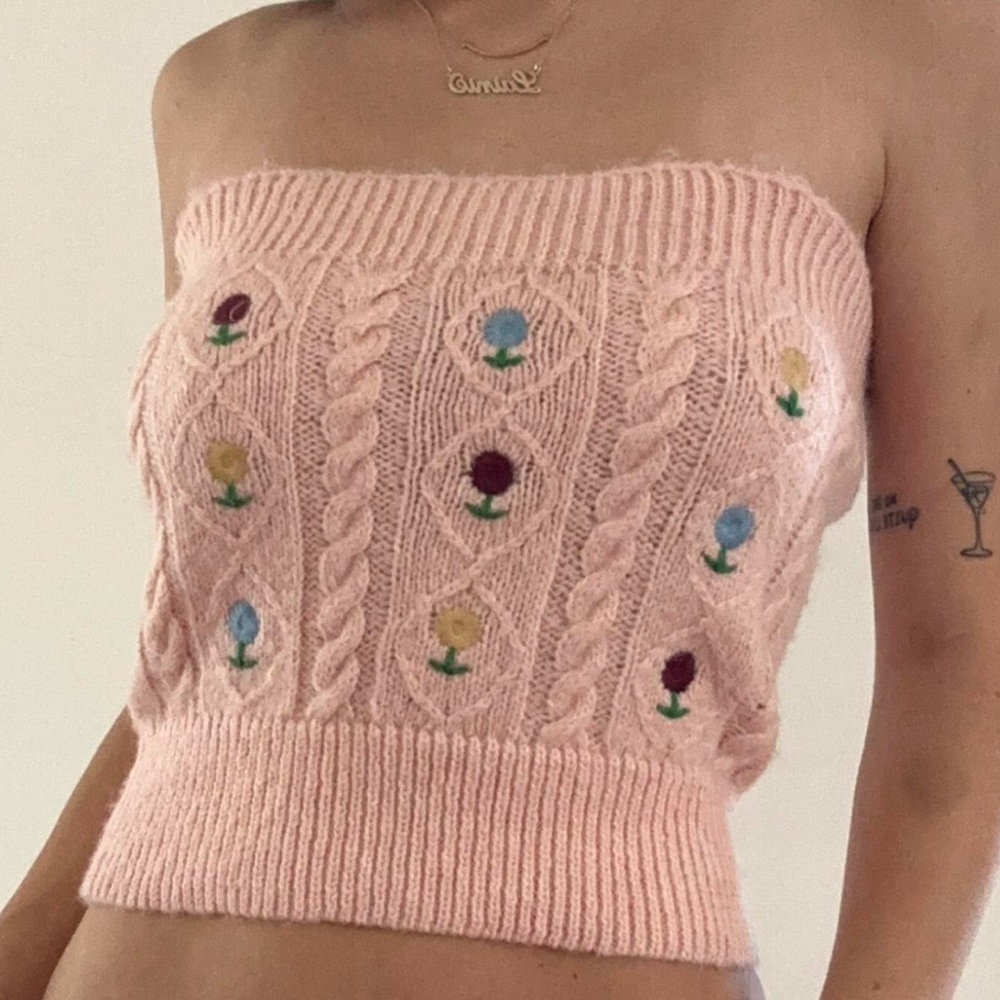NWOT Zara embroidered pink floral tube top size S